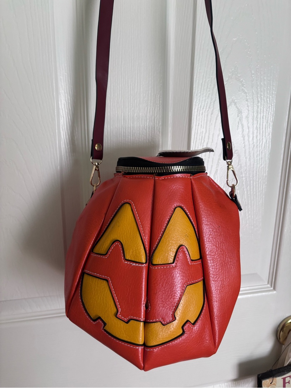 Women's Pumpkin Patch Crossbody Bag - Orange & Yellow